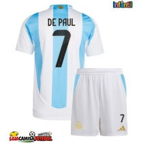 Camisa de Futebol Argentina Rodrigo De Paul #7 Equipamento Principal Infantil Copa America 2024 Manga Curta (+ Calças curtas)